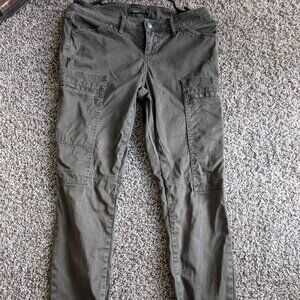 Prana, green, organic cotton, cargo pants